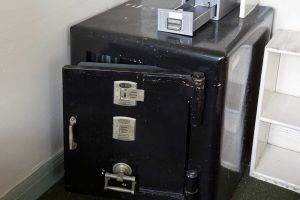 denholme velvets safe sm.jpg